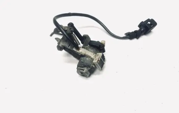 Volkswagen Golf IV Ignition lock contact 