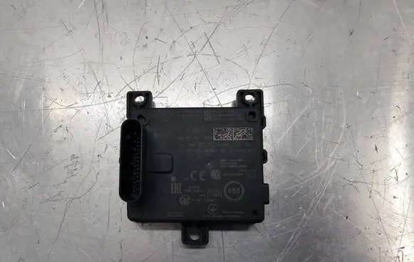 Volkswagen Golf VIII Distronic sensor radar 5WA907572A