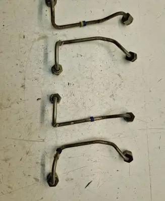 Ford Transit Fuel injector supply line/pipe 