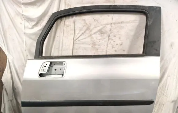 Peugeot 1007 Side sliding door 
