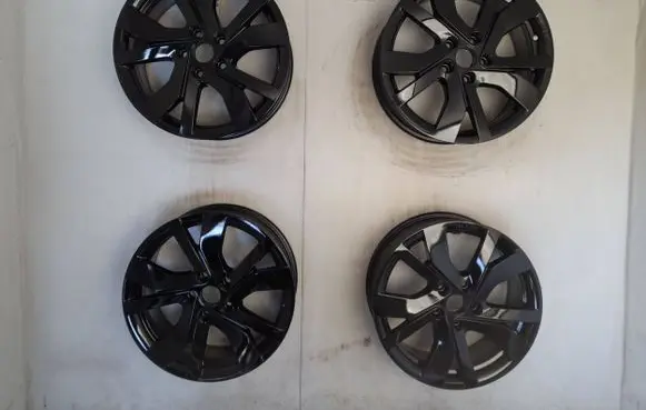 Volkswagen Jetta VII R17 alloy rim 571071497A