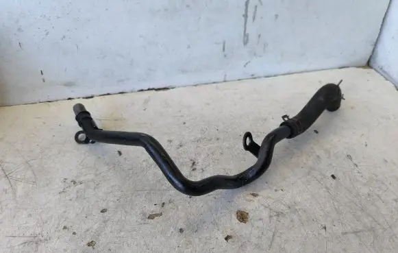 Coolant pipe/hose