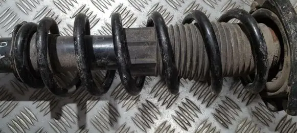 Toyota Corolla Verso AR10 Rear coil spring