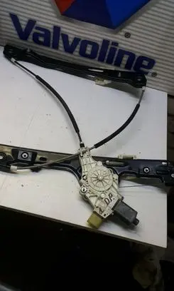 BMW 1 E81 E87 Sliding door window regulator with motor 7067796 7138466