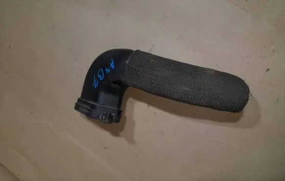 Audi A4 S4 B7 8E 8H Air intake duct part 8E0129604N