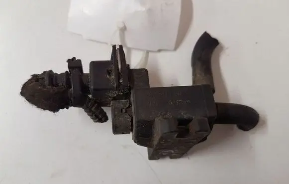 Opel Zafira A Vacuum valve 72244800