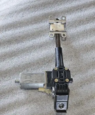 Mercedes-Benz SL R230 Seat adjustment motor 0390201946