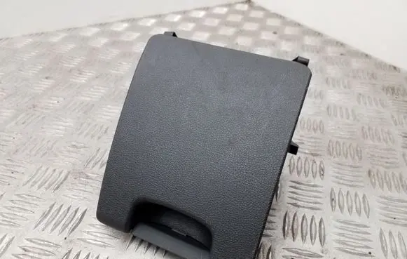 Skoda Octavia Mk2 (1Z) Glove box 1Z1857919