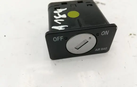 Hyundai ix 55 Passenger airbag on/off switch 378090