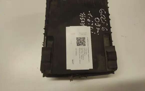 Volkswagen Golf VI Fuse module 1K0937132F 1K0937132G 453230890