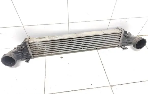 Mercedes-Benz E W211 Intercooler radiator A2115001102