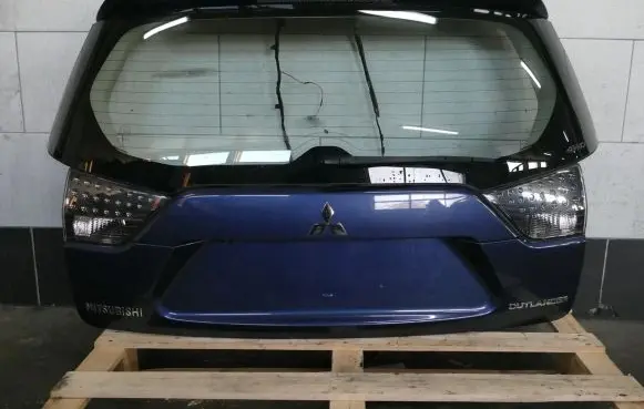 Mitsubishi Outlander Truck tailgate 