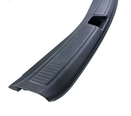 Buick Envision II Trunk/boot sill cover protection 39122884 84826131