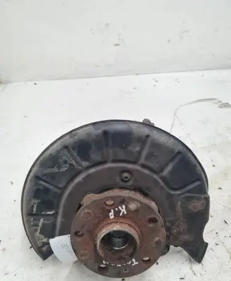 Volkswagen Touran I Front wheel hub