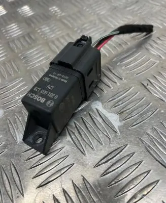 Jaguar XF X260 Glow plug pre-heat relay FX23189E2AC