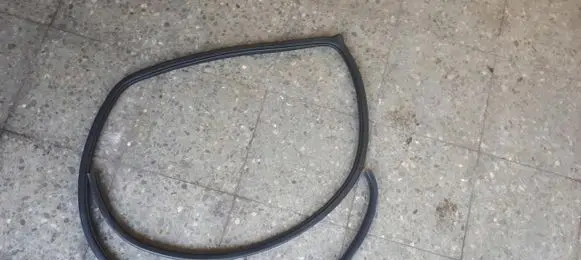 Nissan Murano Z50 Rubber seal rear door 