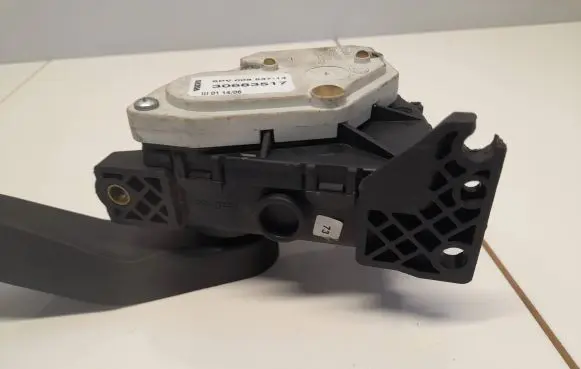 Volvo S60 Accelerator throttle pedal 6PV00853714