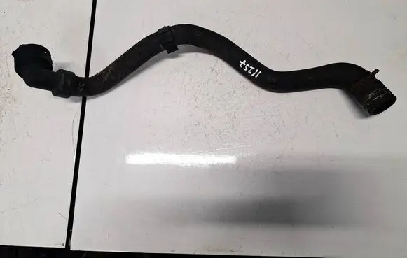 Ford Mondeo MK IV Engine coolant pipe/hose 