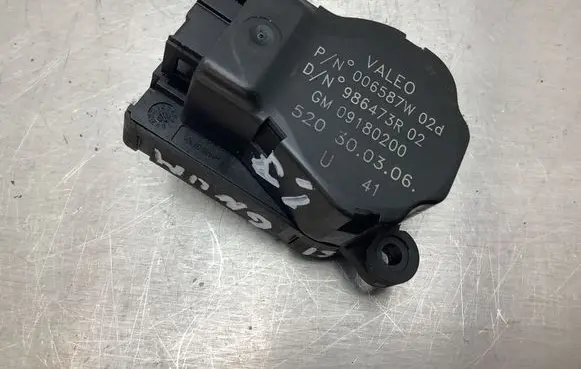 Opel Signum Air flap motor/actuator 006587W 986473R 09180200
