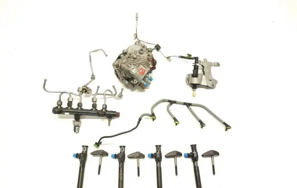 Ford Kuga II Fuel injection system set 28384347