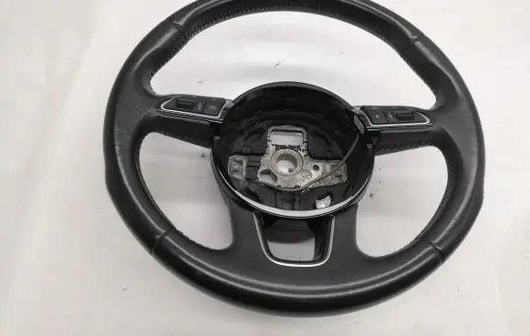 Audi Q3 8U Steering wheel 8U0419091AB