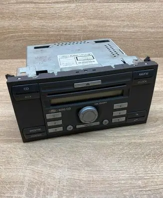 Ford Fiesta Radio/CD/DVD/GPS head unit 6S6118C815AF M089163