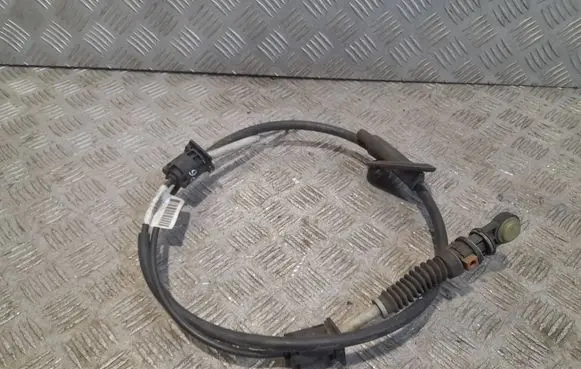 Volvo XC70 Gear shift cable linkage 3079238