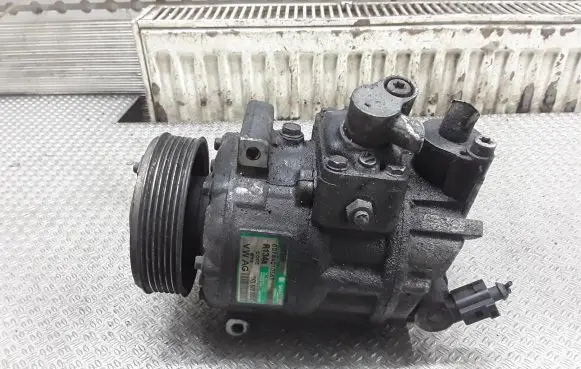 Volkswagen Golf V Air conditioning (A/C) compressor (pump) 1K0820803Q
