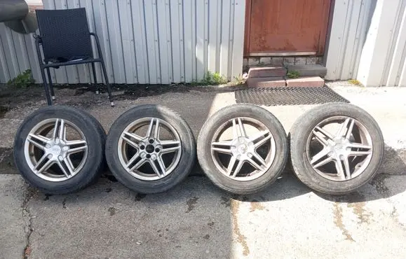 Nissan Note (E11) R15 alloy rim 