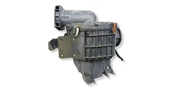Nissan Patrol Y61 Air filter box VC100