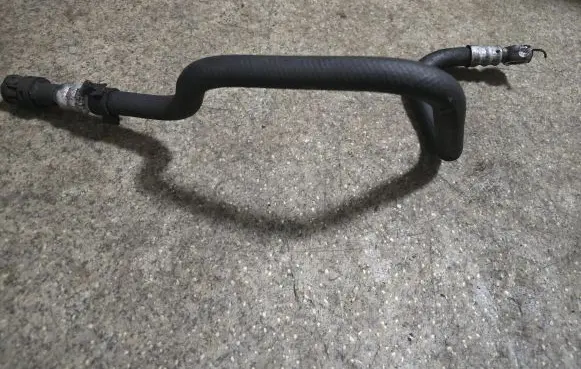 Power steering hose/pipe/line