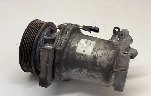 Nissan Pulsar Air conditioning (A/C) compressor (pump) 966003ZL1A 926003ZL1A M114E300281