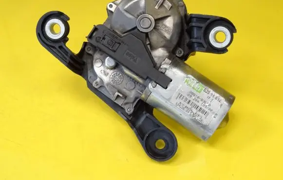 Suzuki Wagon R+ Rear window wiper motor 53014512