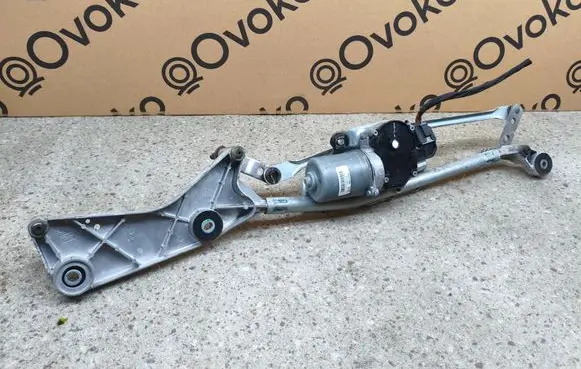 Mercedes-Benz GL X166 Front wiper linkage and motor A1668202740