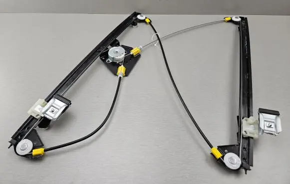 BMW X3 F25 Front window lifting mechanism without motor 7267101 51337267101 51357382135