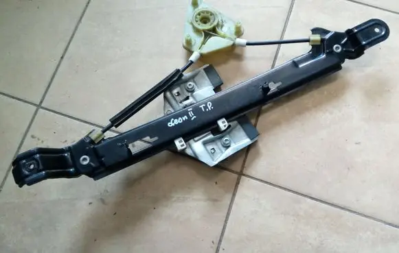Seat Leon (1P) Rear door window regulator with motor NE5786