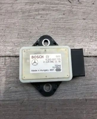 Mercedes-Benz E W212 ESP acceleration yaw rate sensor 0265005735 7019643