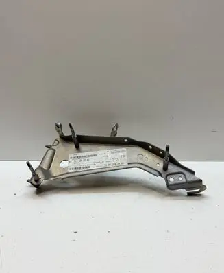 Mercedes-Benz E W213 Pneumatic air compressor holding bracket A2133200043
