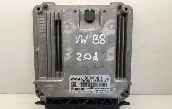Volkswagen PASSAT B8 Engine control unit/module 04L907309M 1039S85556 0281030462