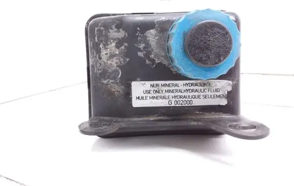 Audi 80 90 B3 Power steering fluid tank/reservoir 893422373