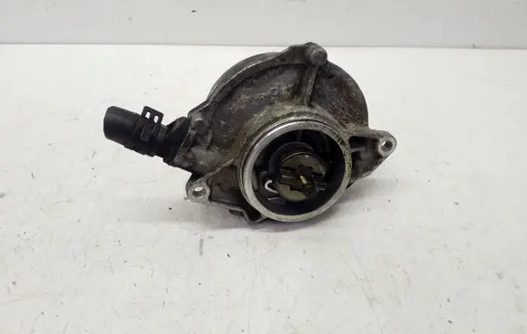 Audi A6 S6 C6 4F Vacuum pump 057145106