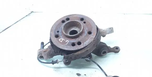 Mercedes-Benz S W220 Rear wheel hub spindle/knuckle A2203571005 A2205400517