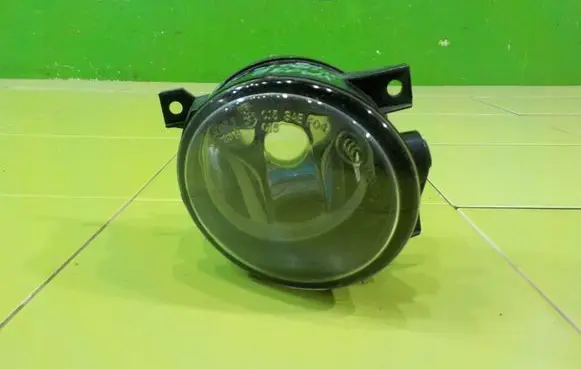 Volkswagen Scirocco Front fog light PRAWY XP136