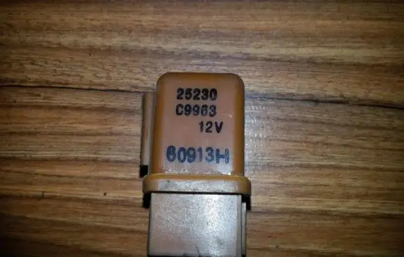 Nissan Terrano Other relay 25230C9963