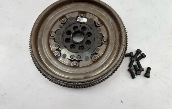 Volkswagen Golf VII Flywheel 06K105266AC