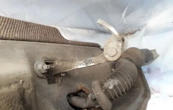 Renault 19 Front door check strap stopper 