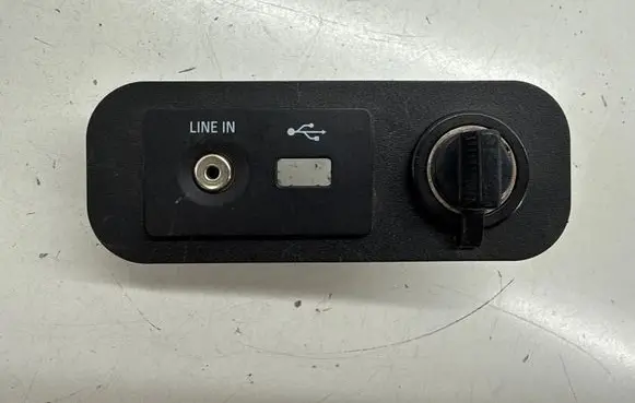 Ford Mustang VI Cigarette lighter FR3B63045M70A PR0447000AB