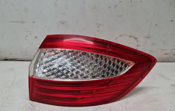 Ford Mondeo MK IV Rear/tail lights 7S7113404B