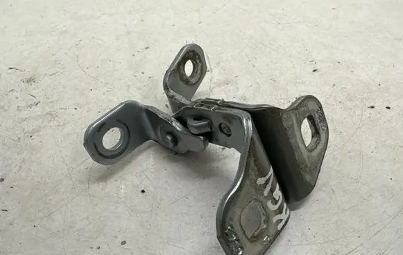Opel Astra K Rear door upper hinge