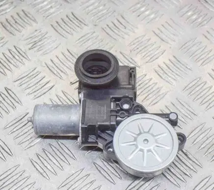 Toyota C-HR I Front door window regulator motor 85720F4010 AE0620203901